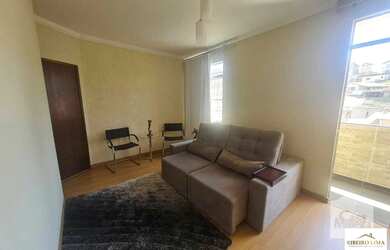 Imagem: O apartamento possui 3 Dormitórios, 1 Banheiro, 1 Vaga na garagem