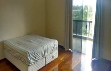 Imagem 4: CASA A VENDA EM ARUJÁ. Piscina, Churrasqueira, VarandaeGuarda roupa