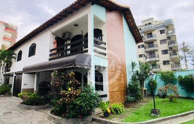 Imagem: A casa em condomínio possui 3 Dormitórios, 2 Banheiros, 2