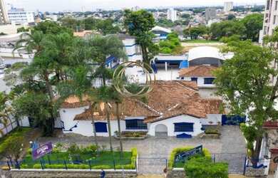 Imagem: O depósito possui 5 Vagas na garagem, 2.000m² de Área e