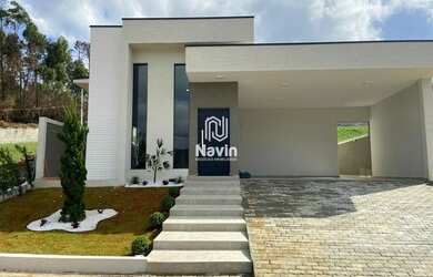 Imagem: A casa em condomínio possui 3 Dormitórios, 4 Banheiros, 3