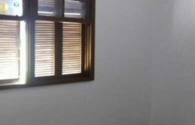 Imagem 2: Porto Alegre - Casa Padrão - Medianeira