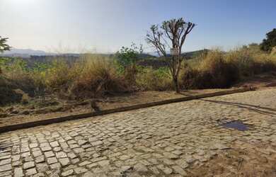 Imagem: O terreno possui 180m² de Área e está localizado em Nova