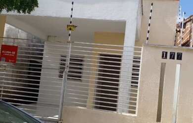 Imagem: A casa possui 2 Dormitórios, 2 Banheiros, 1 Vaga na garagem