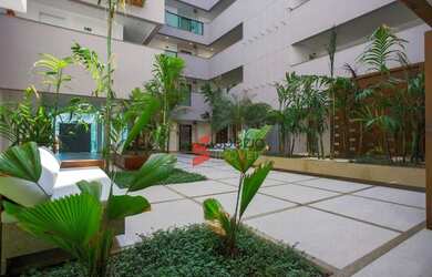 Imagem: O apartamento possui 2 Dormitórios, 2 Banheiros, 1 Vaga na