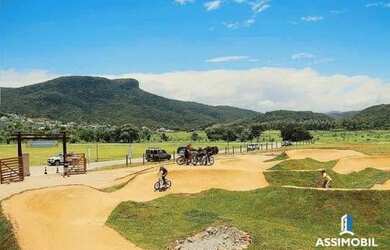 Imagem 6: 03 lojas de 181 m², com banheiro lavabo, ótima localização no Pedra...