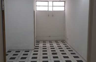 Imagem: O depósito possui 36m² de Área e está localizado em Santo