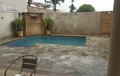 Imagem 8: Casa no condomínio Damha III com 328 metros quadrados