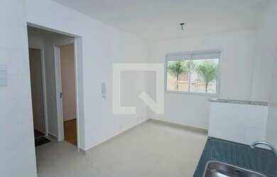 Imagem: O apartamento possui 2 Dormitórios, 1 Banheiro, 32m² de Área