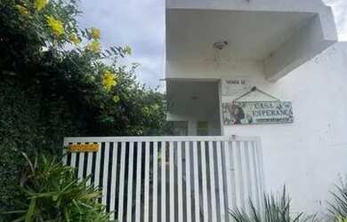 Imagem: A casa possui 4 Dormitórios, 4 Banheiros, 4 Vagas na garagem