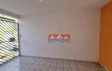 Imagem: A casa possui 2 Dormitórios, 1 Banheiro, 1 Vaga na garagem