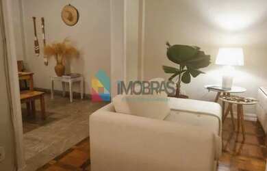 Imagem 10: SÃO 230 METROS DISTRIBUÍDOS EM SALÃO , 4 QUARTOS, 2 SUÍTES E UM VAGA...