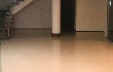 Imagem: A casa em condomínio possui 5 Dormitórios, 5 Banheiros, 3