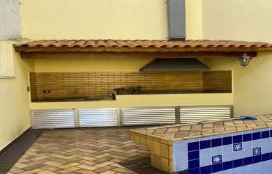 Imagem 2: Sobrado com 400 m², Piscina e churrasqueira