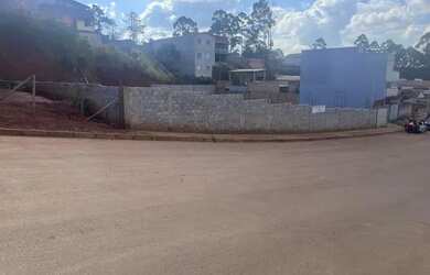 Imagem: O depósito possui 1.300m² de Área e está localizado em