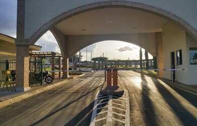 Imagem 3: Casa de condomínio para venda possui 535 metros quadrados