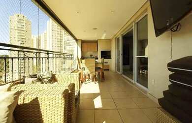 Imagem: O apartamento possui 3 Dormitórios, 4 Banheiros, 3 Vagas na