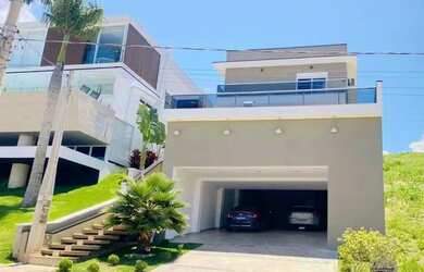 Imagem: A casa em condomínio possui 3 Dormitórios, 3 Banheiros, 5