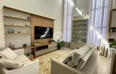 Imagem: A casa em condomínio possui 3 Dormitórios, 4 Banheiros, 4