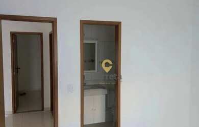 Imagem 2: Casa com 2 dormitórios para alugar por R$ 2.000,00/mês - Extensão do...
