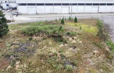 Imagem: O terreno possui 450m² de Área, Imóvel novo e está localizado