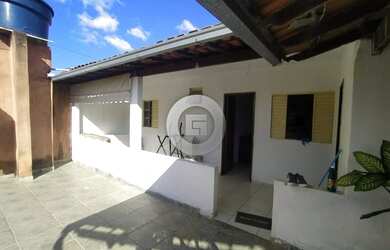 Imagem 6: Casa em Montes Claros, no bairro Maracanã, à venda