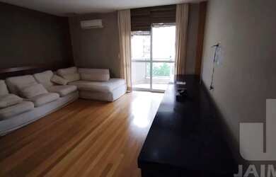 Imagem: O apartamento possui 2 Dormitórios, 2 Banheiros, 2 Vagas na