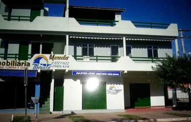 Imagem: A casa possui 2 Dormitórios, Acomodam 7 pessoas, 1 Vaga na