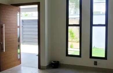 Imagem 6: Casa térrea com piscina no Bairro Ibituruna. 155 m² de área construída e 300 m² de terreno