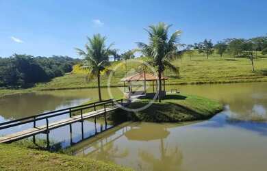 Imagem: A fazenda possui 5m² de Área e está localizado em Bonfinópolis