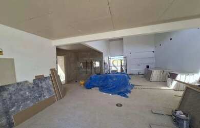 Imagem: A casa em condomínio possui 3 Dormitórios, 4 Banheiros, 4