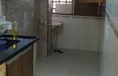 Imagem: A casa em condomínio possui 2 Dormitórios, 2 Banheiros, 1