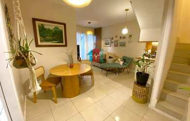 Imagem: O apartamento possui 2 Dormitórios, 2 Banheiros, 1 Vaga na