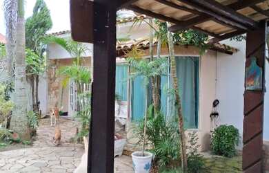 Imagem: A casa em condomínio possui 4 Dormitórios, 3 Banheiros, 2