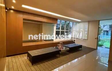 Imagem: O apartamento possui 4 Dormitórios, 4 Banheiros, 4 Vagas na