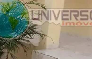 Imagem: A casa possui 4 Dormitórios, 3 Banheiros, 1 Vaga na garagem