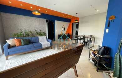 Imagem: O apartamento possui 4 Dormitórios, 3 Banheiros, 2 Vagas na