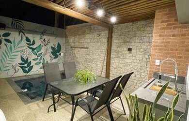 Imagem 13: Linda Casa à Venda. Piscina, Churrasqueira, Imóvel mobiliadoeVaranda