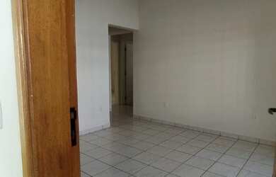 Imagem 5: CASA COM 02 DORMS, AO LADO DE SUPERMERCADOS, CENTRO ESPORTIVO