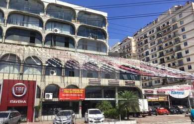 Imagem: O depósito possui 5 Vagas na garagem, 14.000m² de Área e