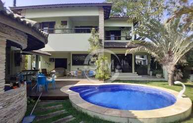 Imagem: A casa em condomínio possui 3 Dormitórios, 1 Banheiro, 2 Vagas