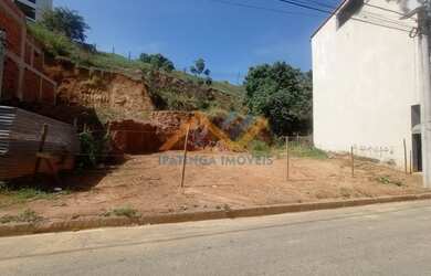 Imagem: O terreno possui 555m² de Área e está localizado em Iguaçu