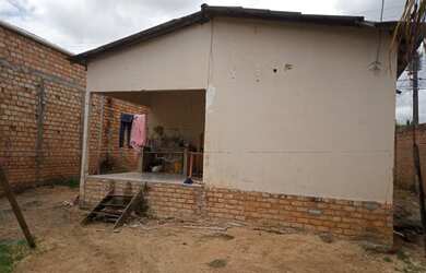 Imagem 2: Casa a venda. Varanda, 400m² de Área, 4 Vagas na garageme5 Dormitórios
