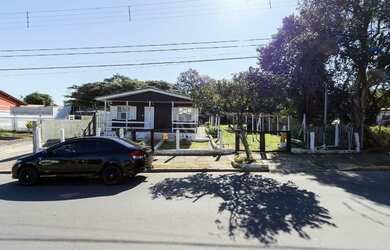 Imagem 1: Porto Alegre - Casa Padrão - Guarujá