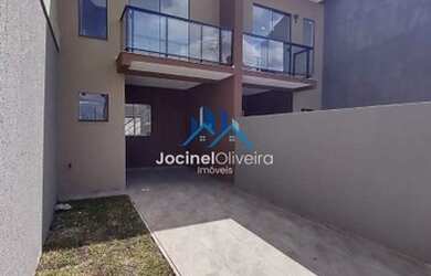 Imagem: A casa possui 2 Dormitórios, 2 Banheiros, 2 Vagas na garagem