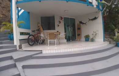 Imagem: A casa em condomínio possui 4 Dormitórios, 2 Banheiros, 3