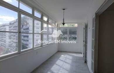 Imagem: O apartamento possui 4 Dormitórios, 2 Banheiros, 1 Vaga na