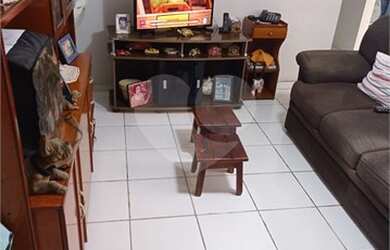 Imagem 3: Apartamento muito bem localizado, no miolo de Cascadura