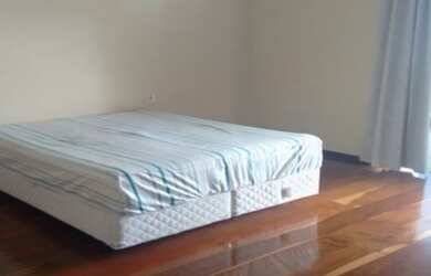 Imagem 9: CASA A VENDA EM ARUJÁ. Piscina, Churrasqueira, VarandaeGuarda roupa