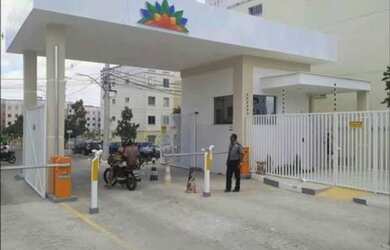 Imagem: O apartamento possui 2 Dormitórios, 1 Banheiro, 2 Vagas na